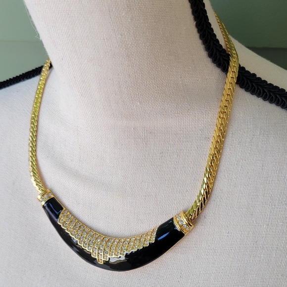 ParkLane Gold Tone Black Enamel and Rhinestone Necklace, Bib Choker, Herringbone - Picture 10 of 13
